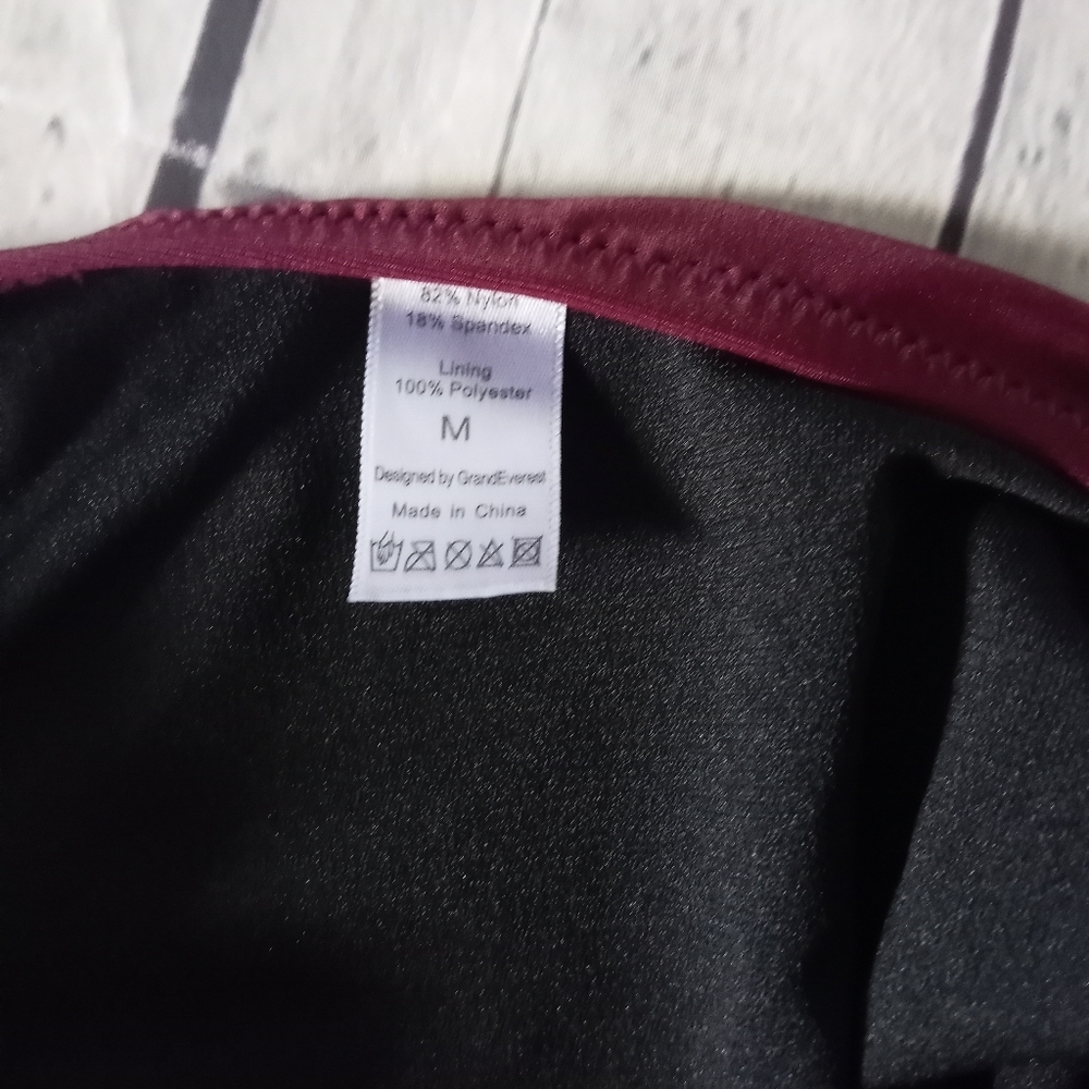 NWOT Grand Everest burgundy swimsuit - Medium - Picture 6 of 6